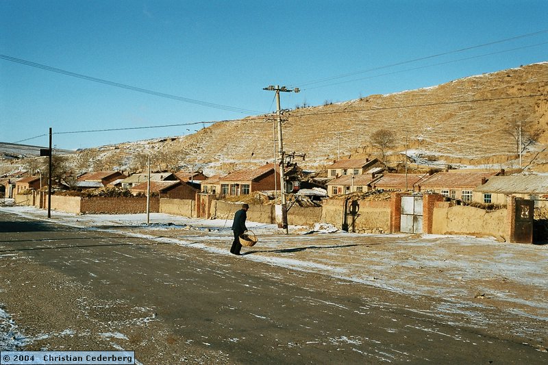 2004-12-09 (10) Xiakengzi village.jpg